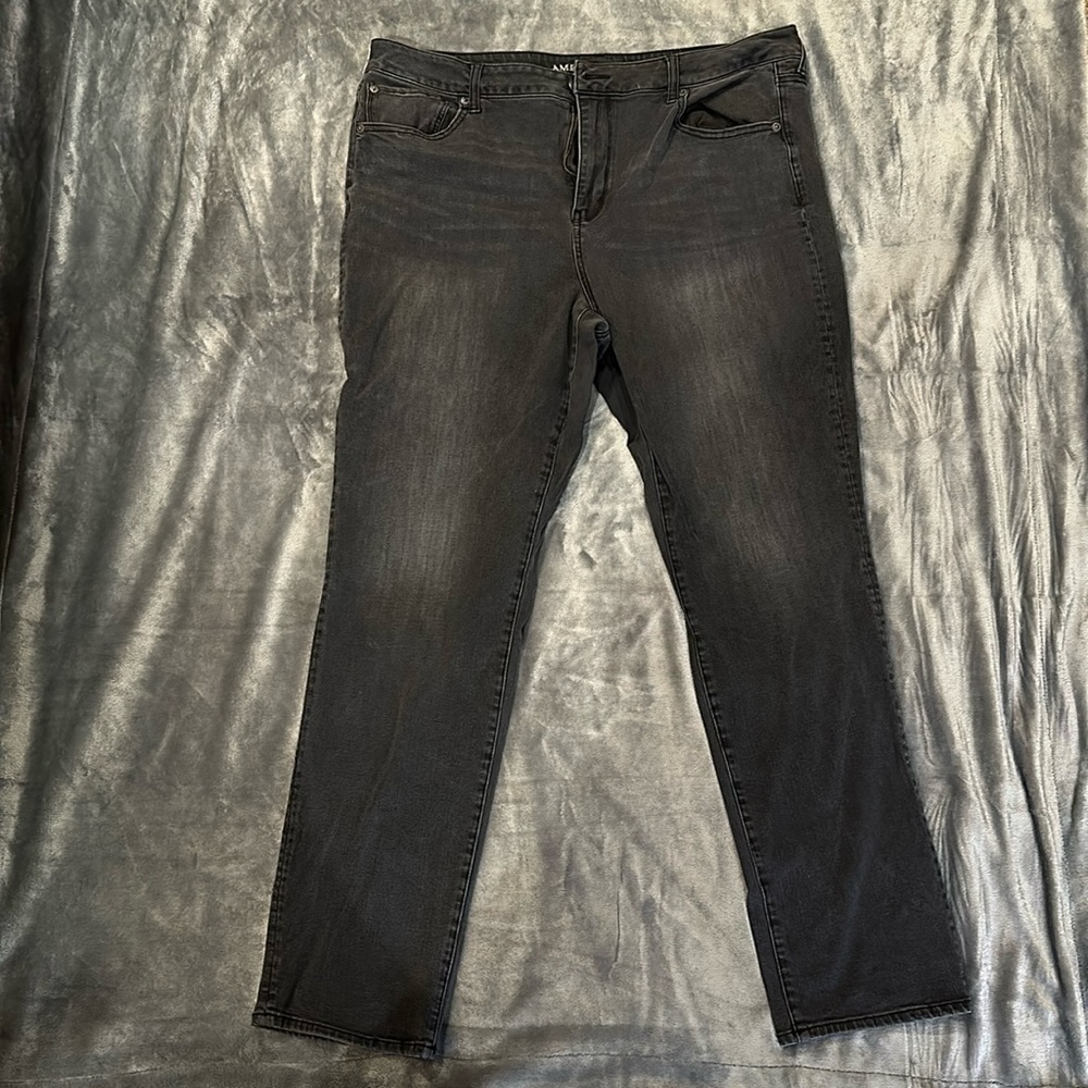 American Eagle Black Hi-Rise Straight Jeans